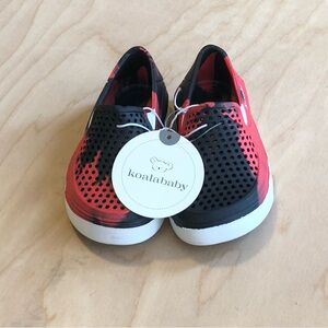 NWT Koala Kids Red and Black Slip-On Water Shoes Boy Sz 5.